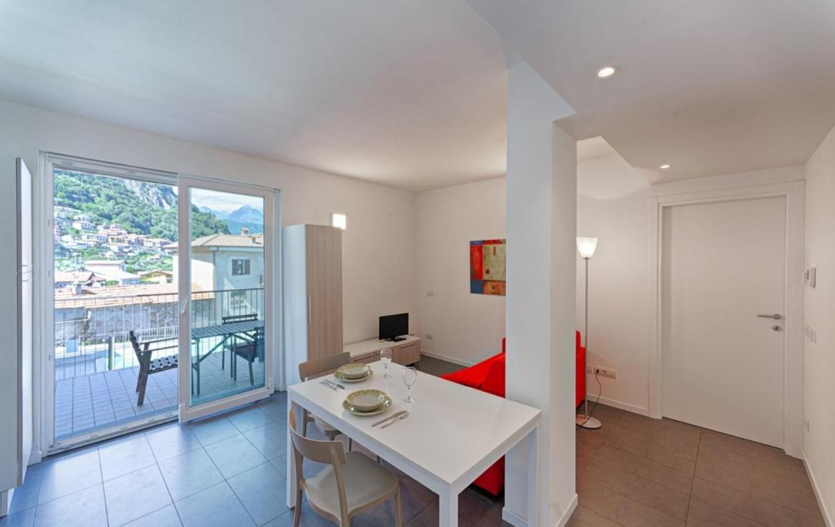 The Sunshine - Apartments With Pool Musso Exteriér fotografie